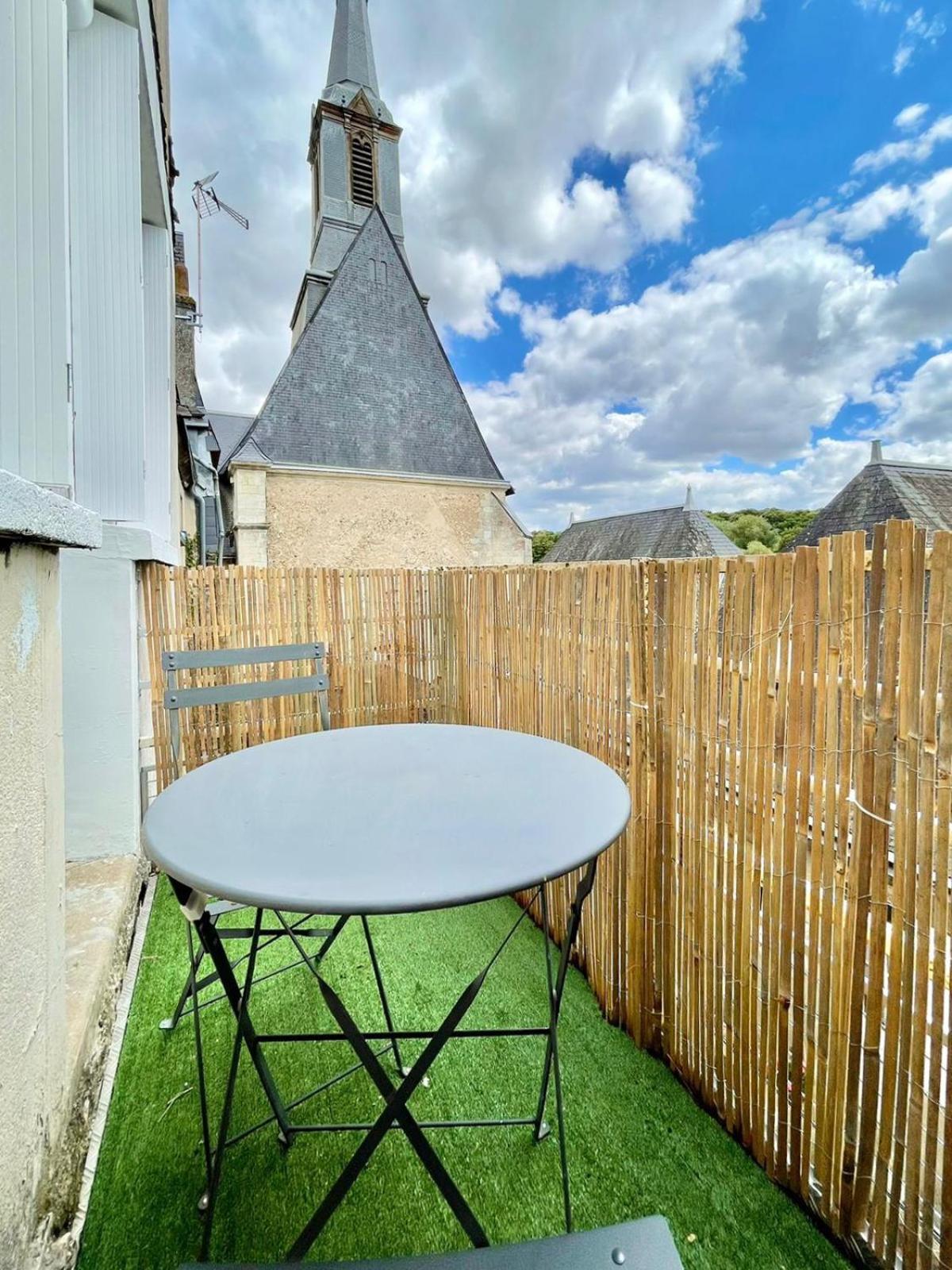 Appartement Tropical Chateau-Renault Exterior photo